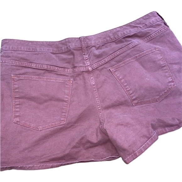 Universal Thread high rise midi shorts size 18/34 - Picture 2 of 6